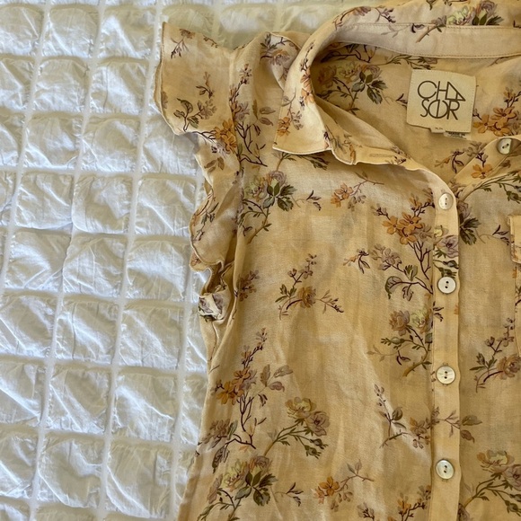 Chaser floral button down ruffle top - Picture 4 of 7